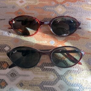 Two (2) pairs of Vintage Ray-Ban W2835 Sidestreet 1998